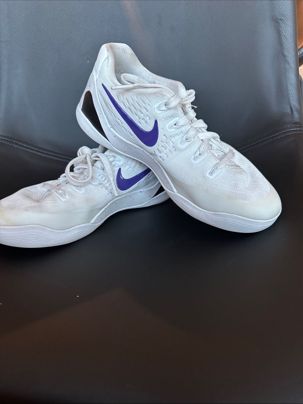 Nike Kobe 9 EM Protro low-top basketball sneakers
